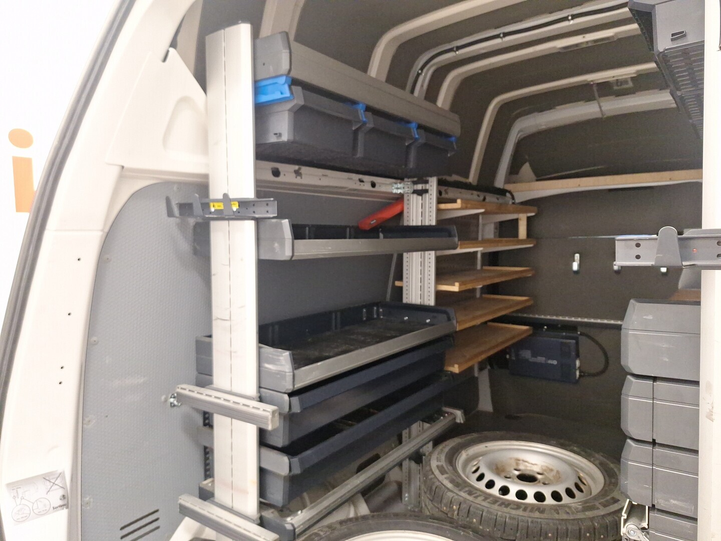 VOLKSWAGEN Transporter 2021