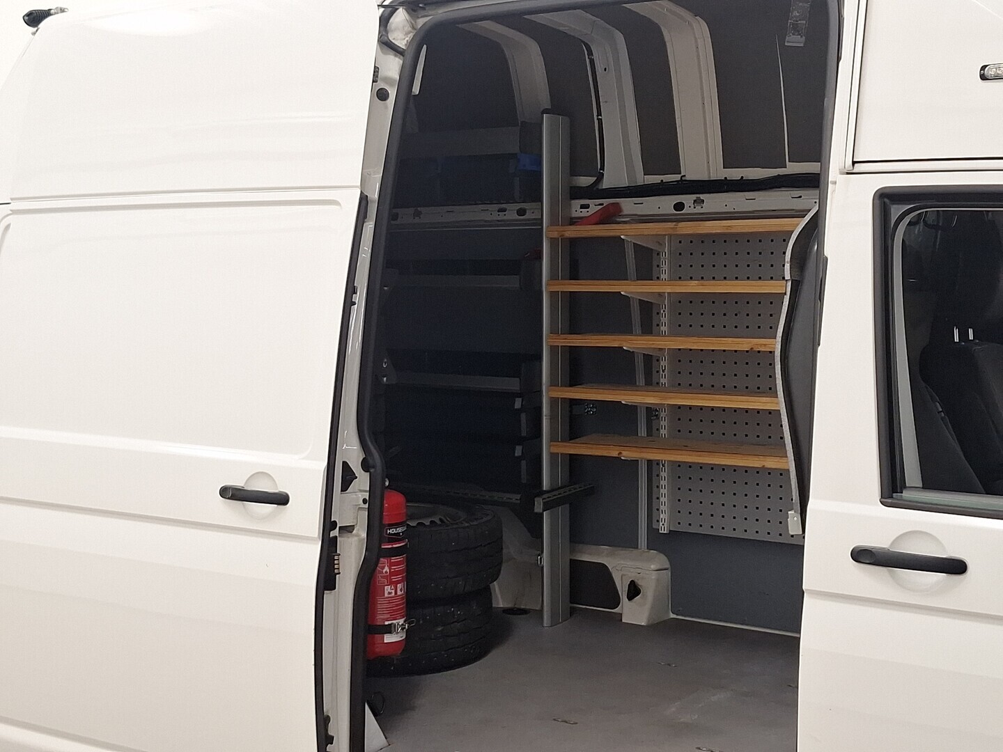 VOLKSWAGEN Transporter 2021