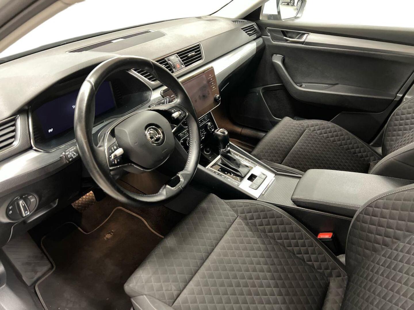 SKODA Superb 7