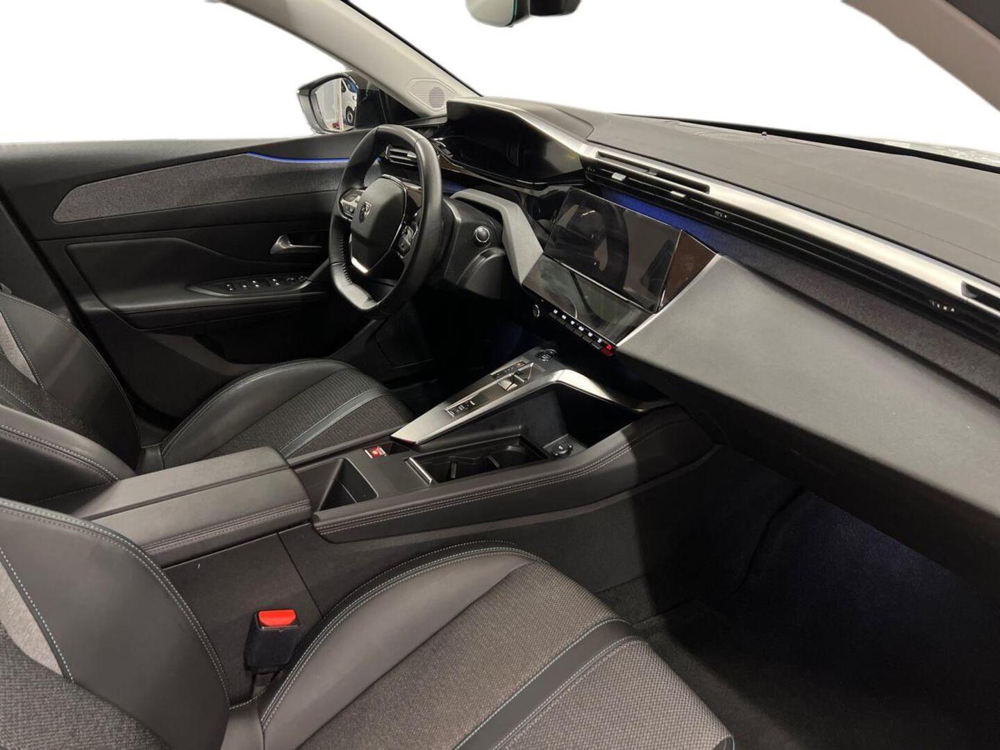PEUGEOT 308 2022