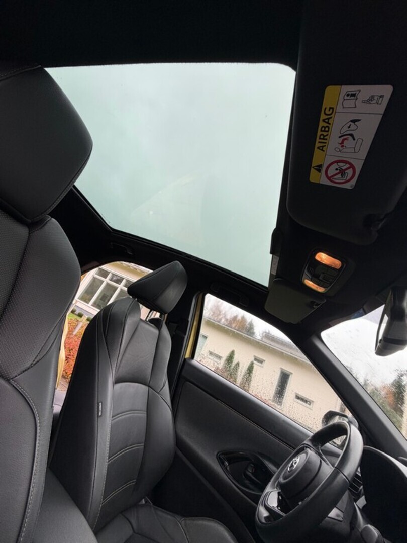 TOYOTA Yaris Cross 2022