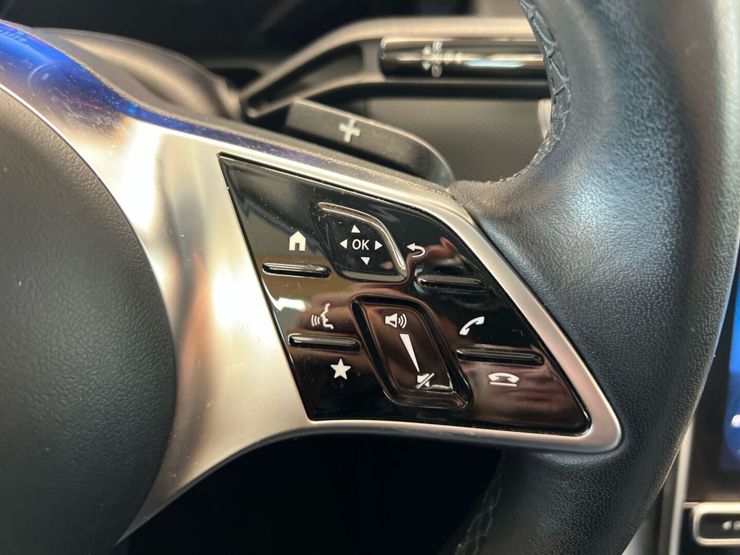 MERCEDES-BENZ C 2023