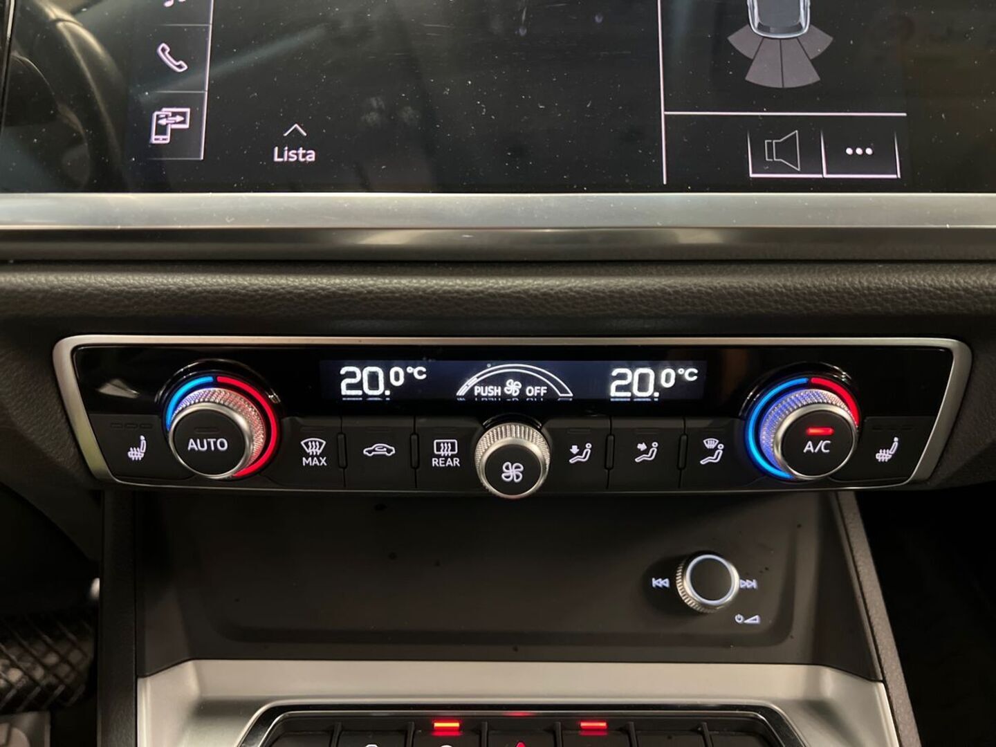 AUDI Q3 2019