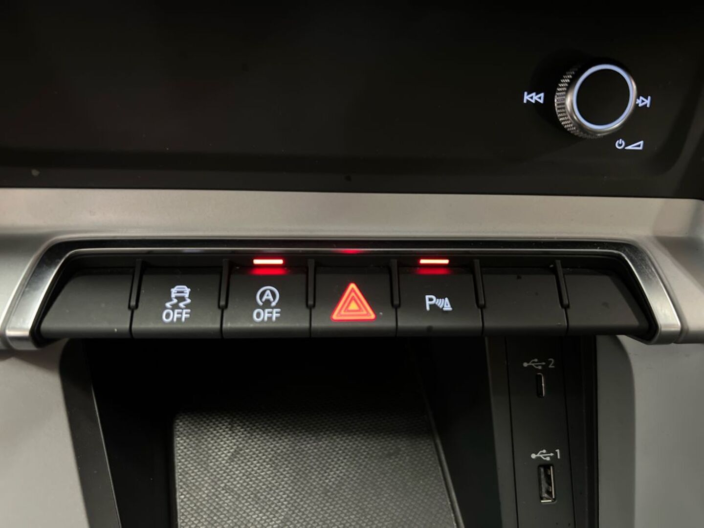 AUDI Q3 2019
