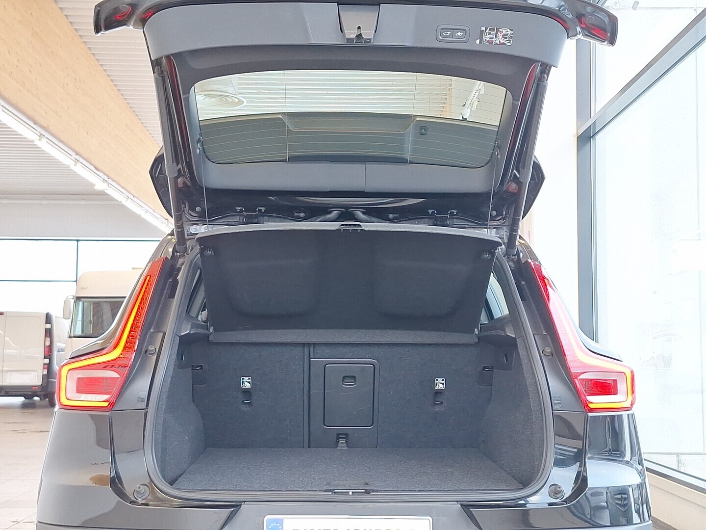 VOLVO XC40 2021