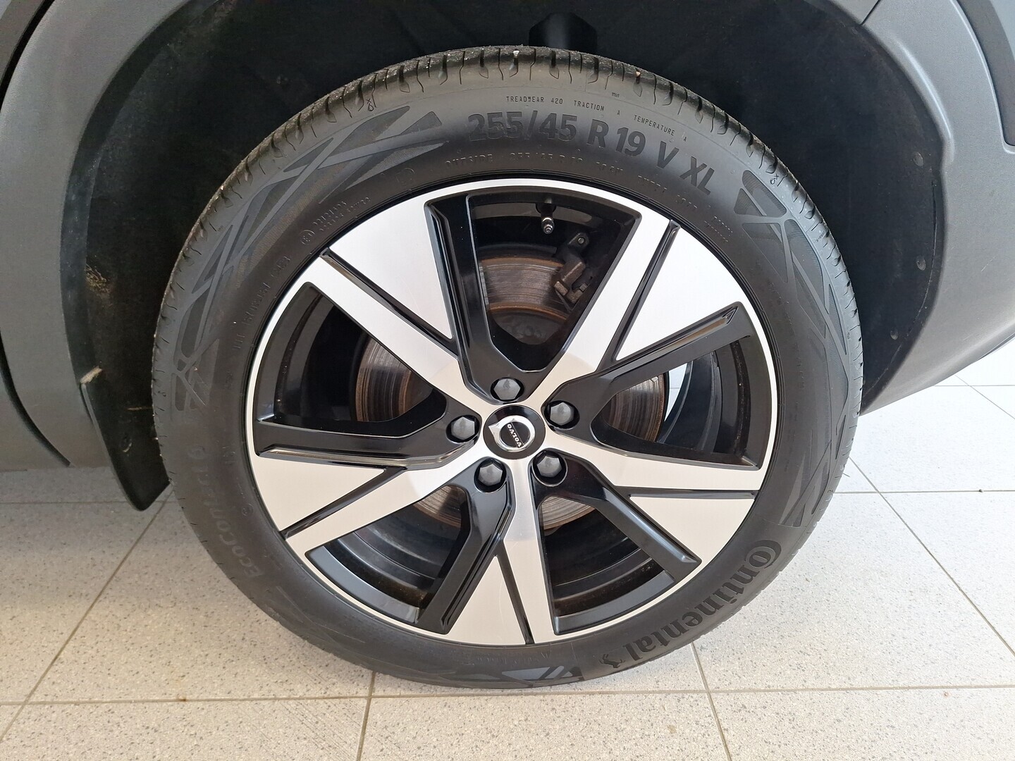 VOLVO XC40 2021