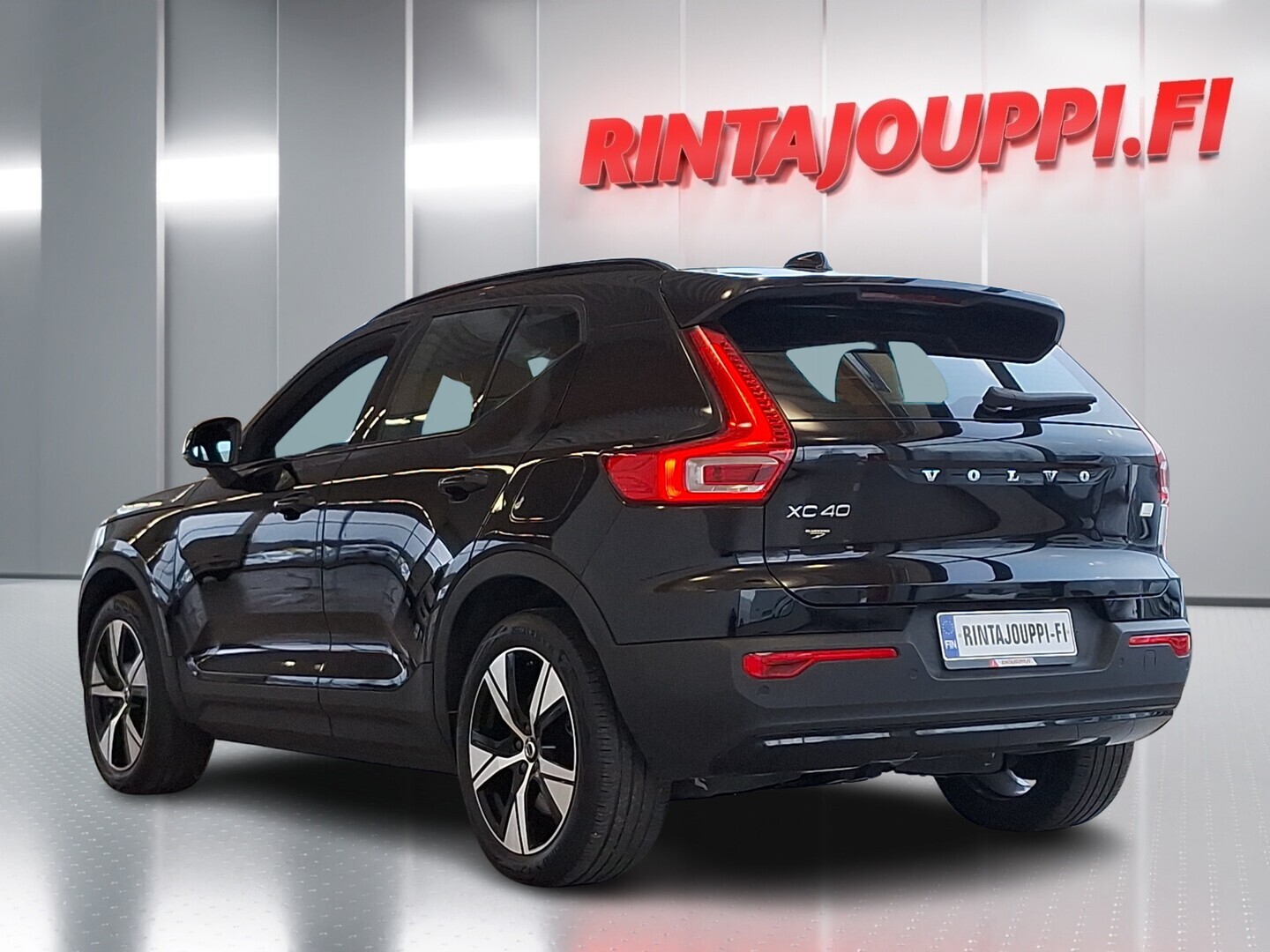 VOLVO XC40 2021