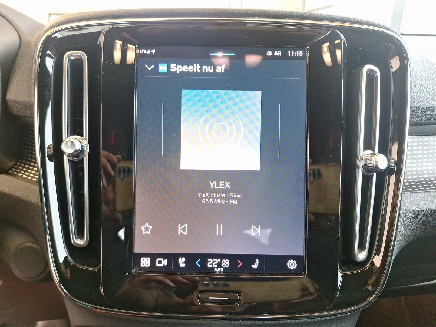 VOLVO XC40 2021