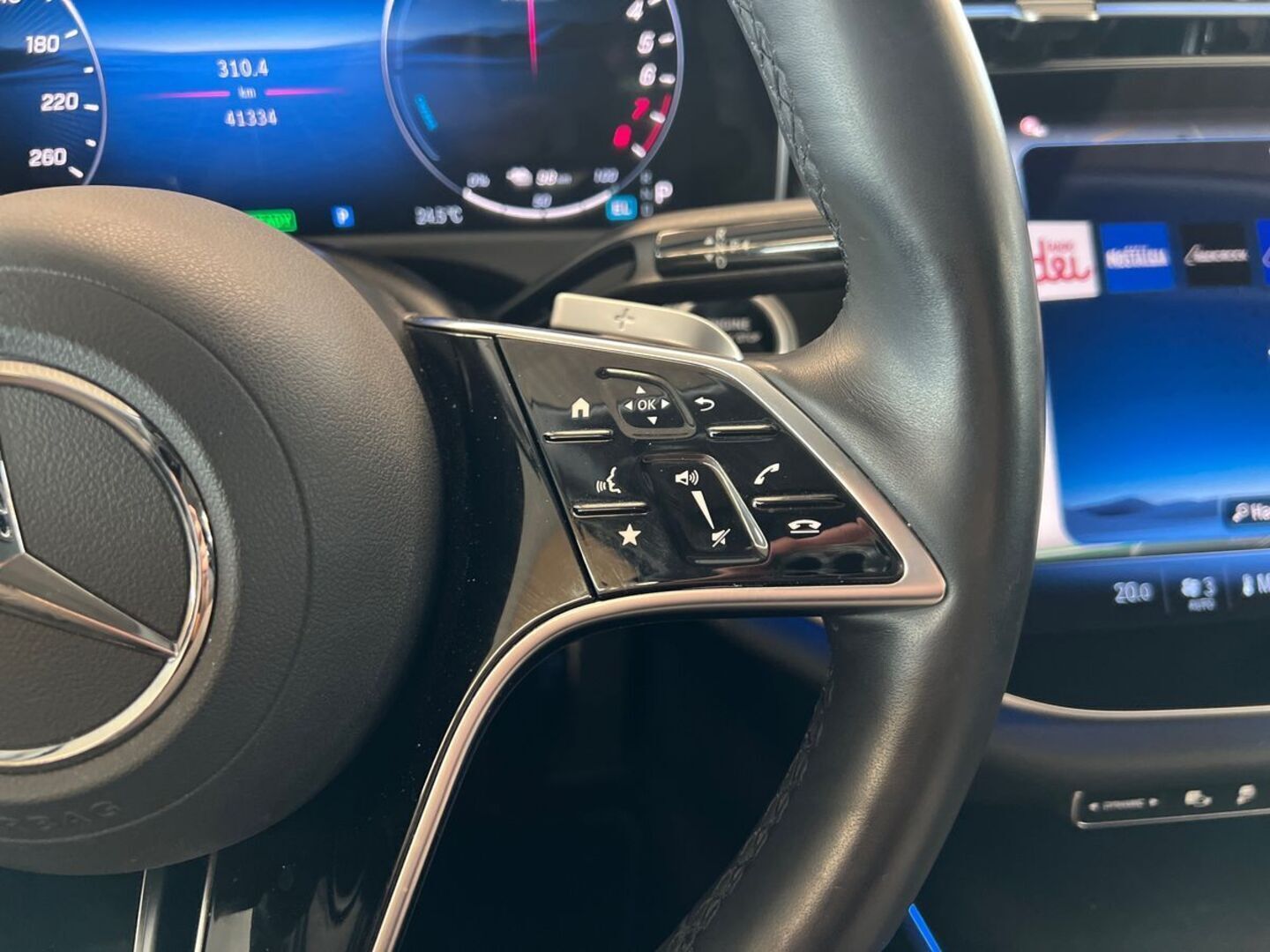 MERCEDES-BENZ E 2024