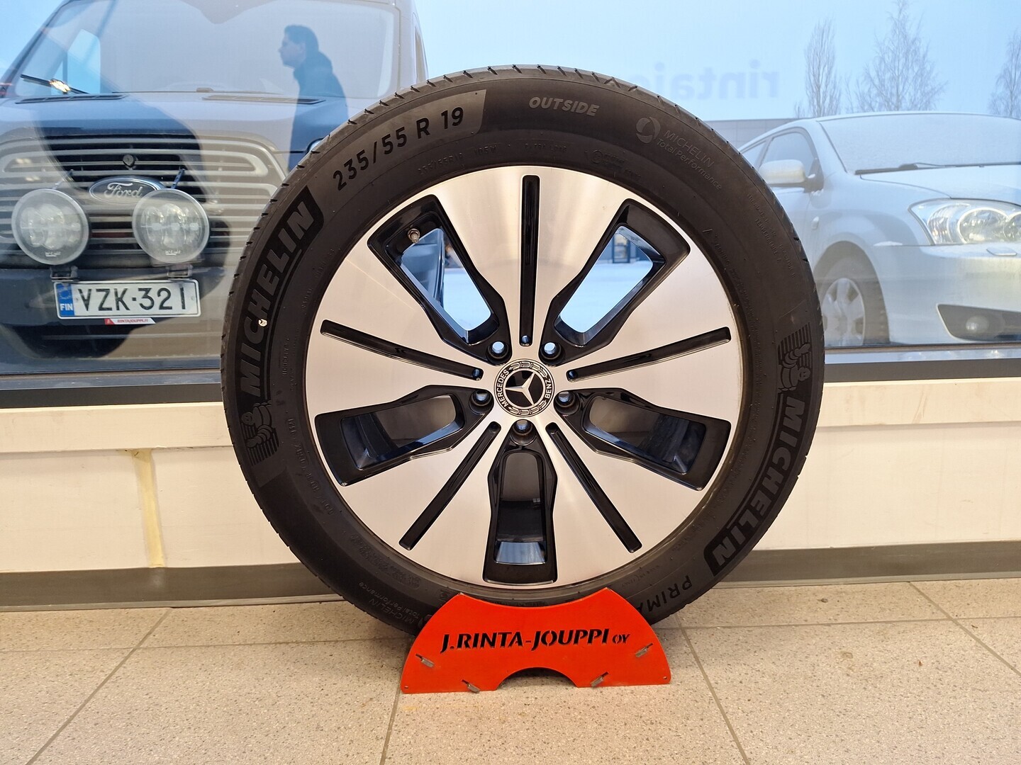 MERCEDES-BENZ EQC 2021