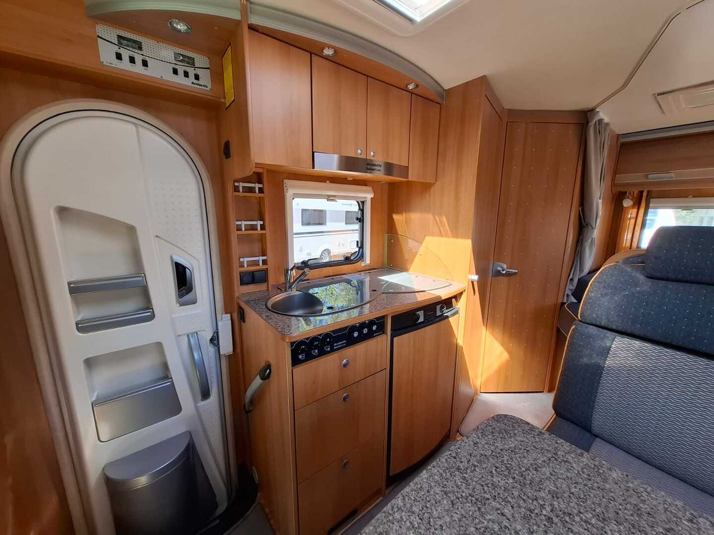 DETHLEFFS T 5841 2009