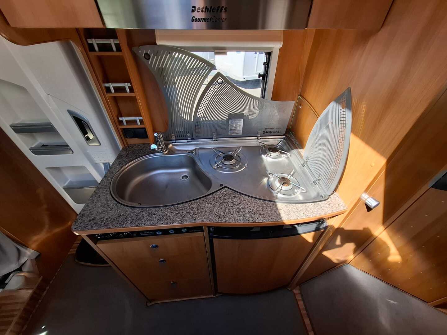 DETHLEFFS T 5841 2009