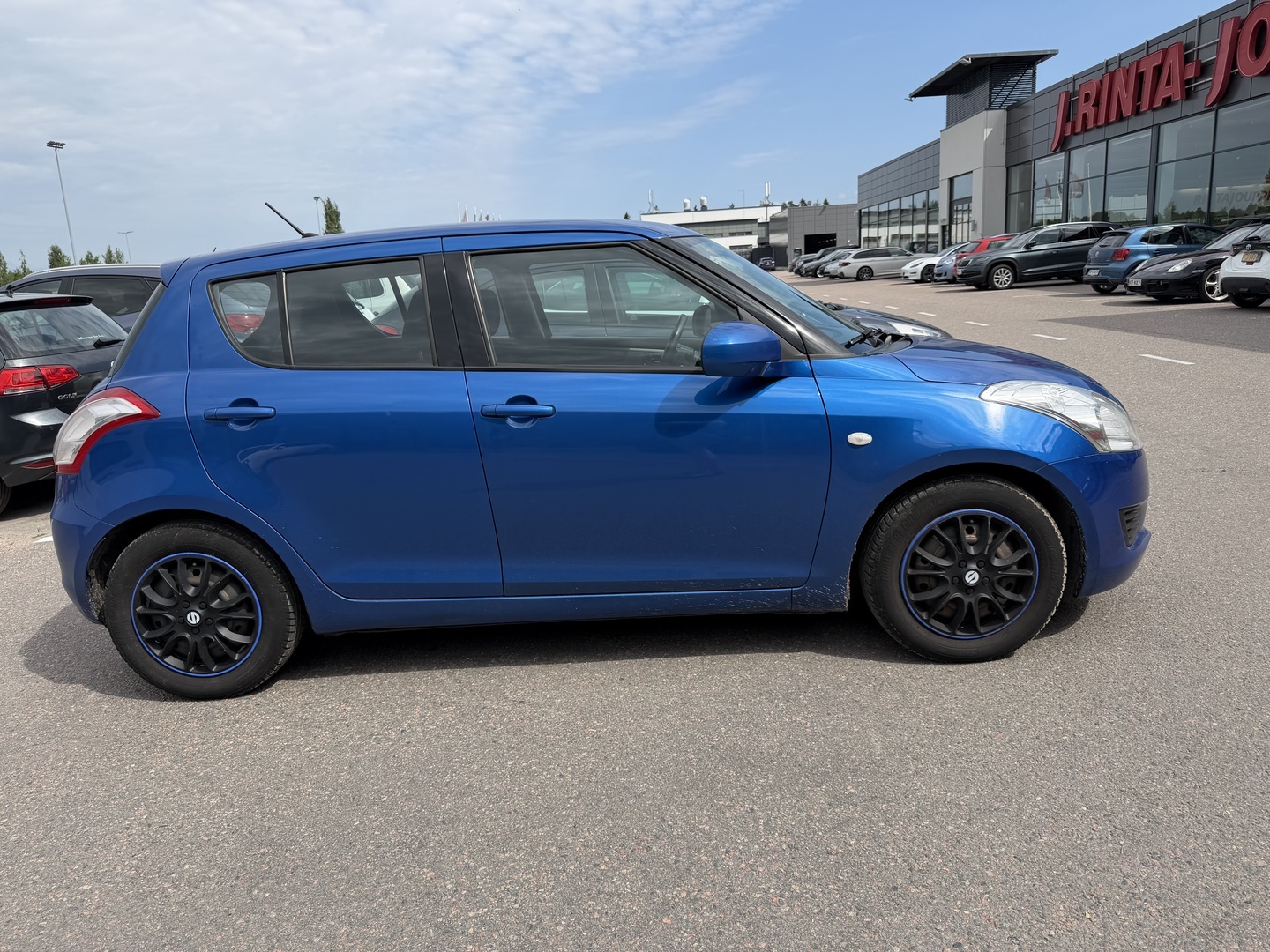 SUZUKI Swift 2011
