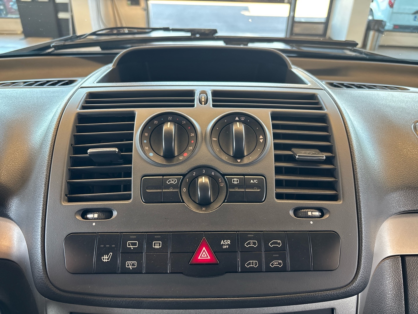 MERCEDES-BENZ Vito 2013