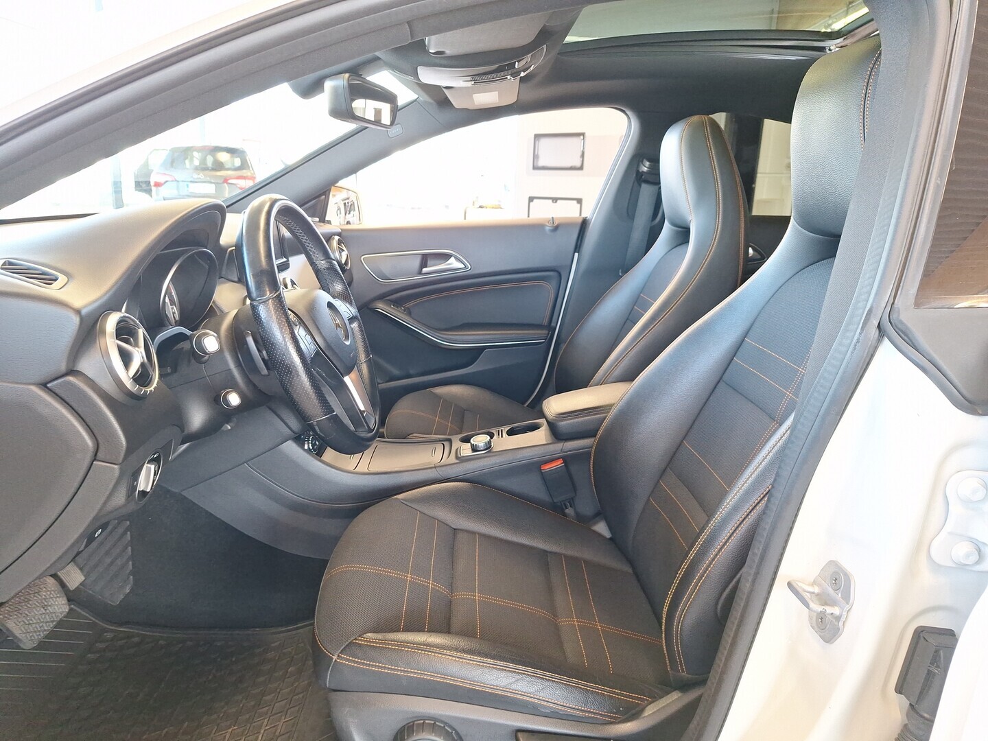 MERCEDES-BENZ CLA 2013