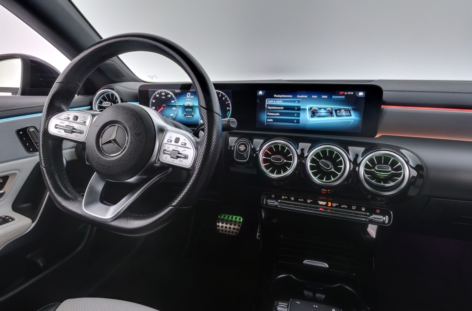 MERCEDES-BENZ CLA 2021