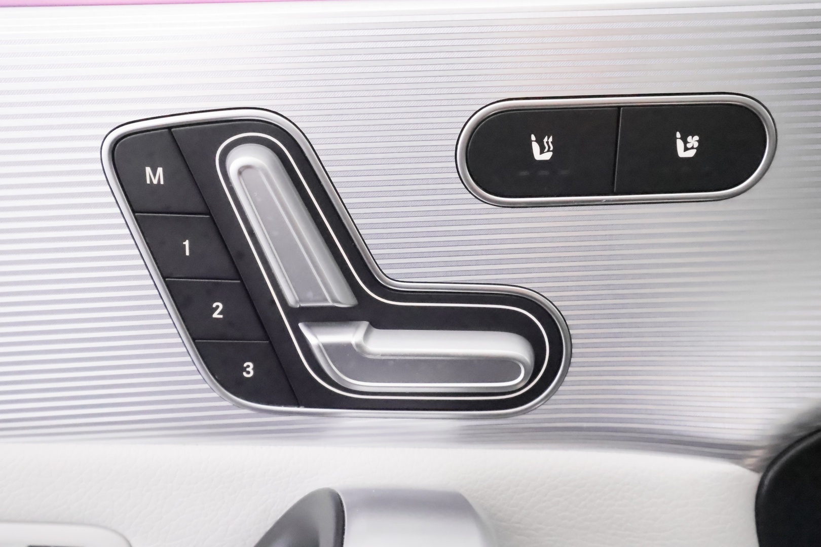 MERCEDES-BENZ CLA 2021