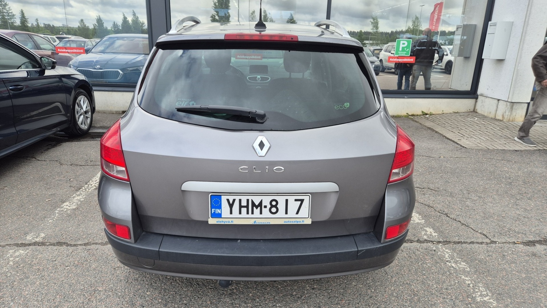 RENAULT Clio Sport Tourer 2010