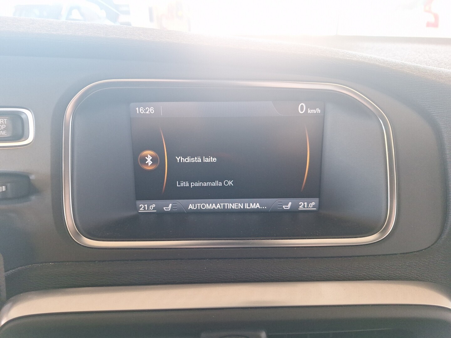 VOLVO V40 Cross Country 2014