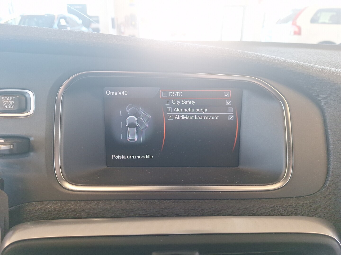 VOLVO V40 Cross Country 2014