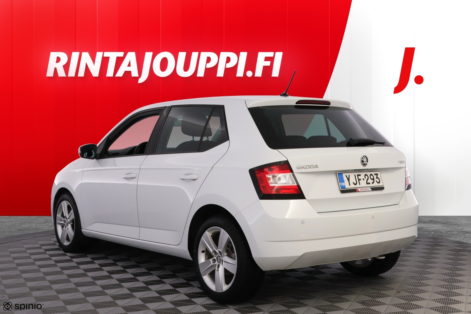 SKODA Fabia 2016