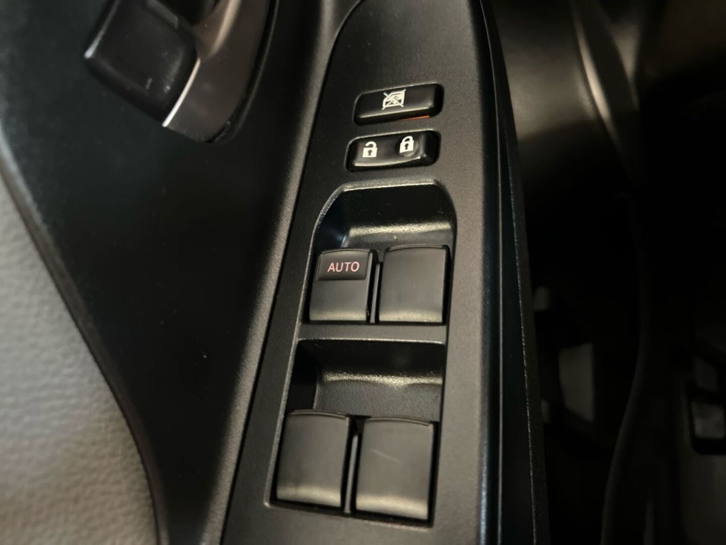 TOYOTA Yaris 2016