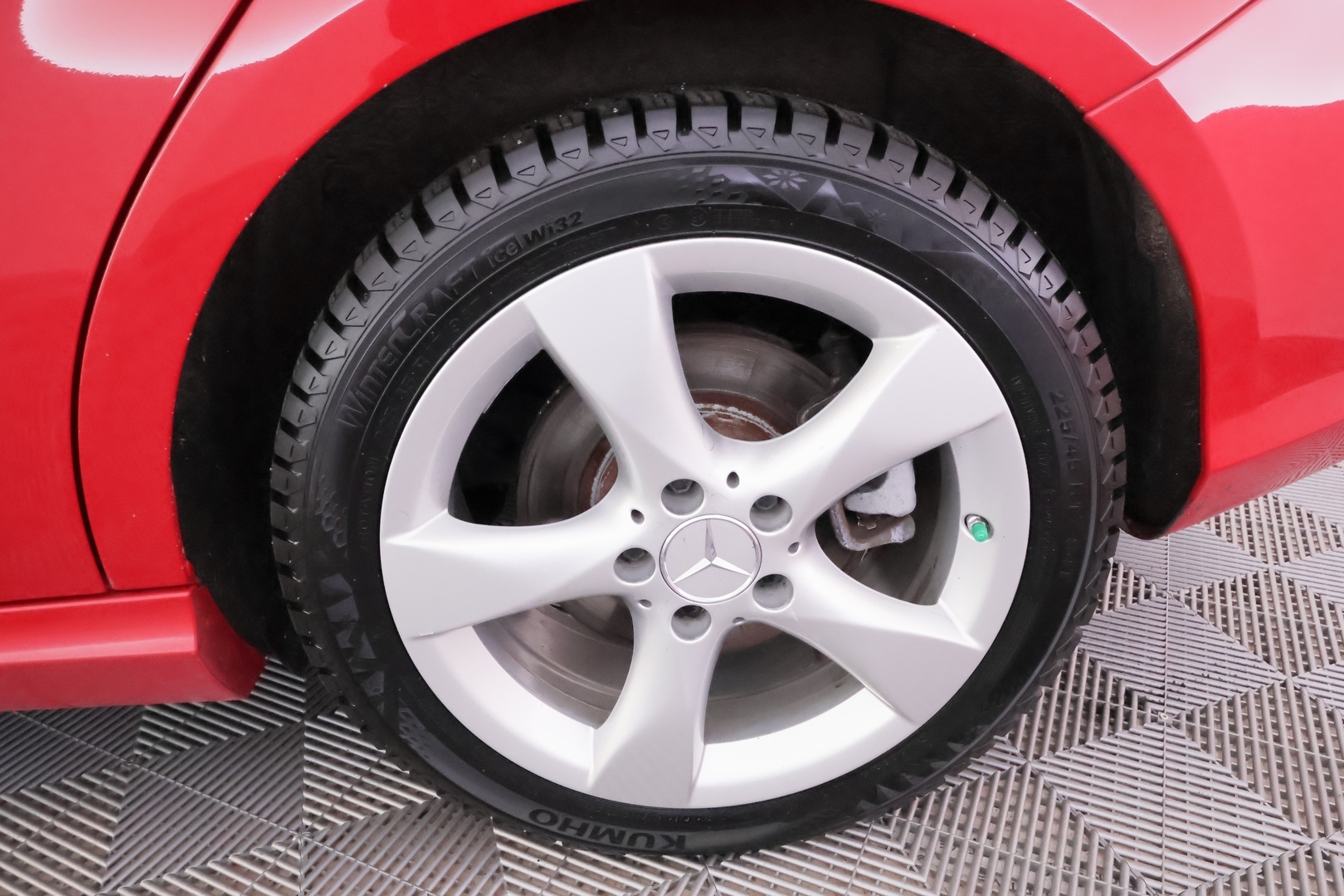 MERCEDES-BENZ B 2018