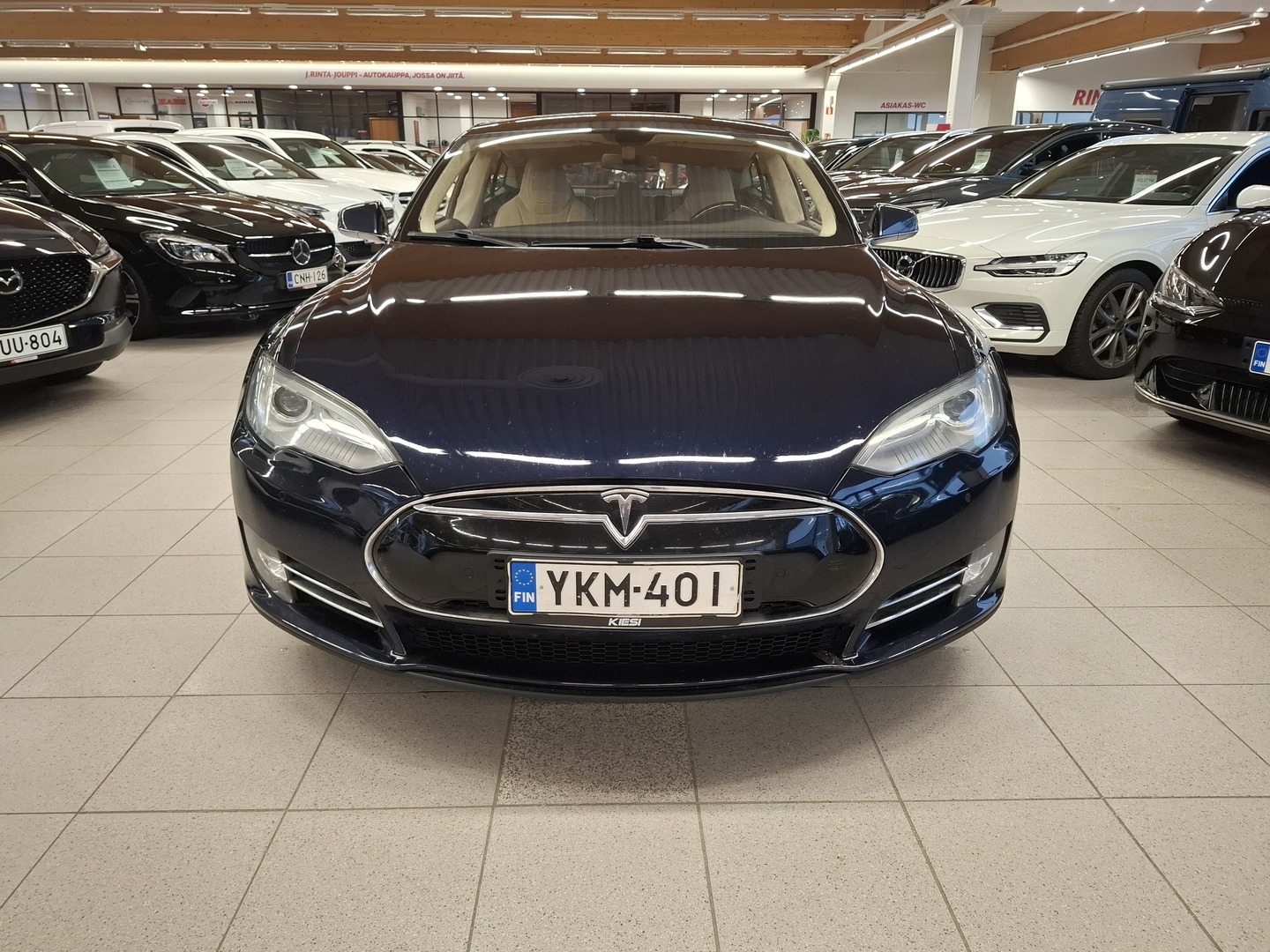 TESLA Model S 2014