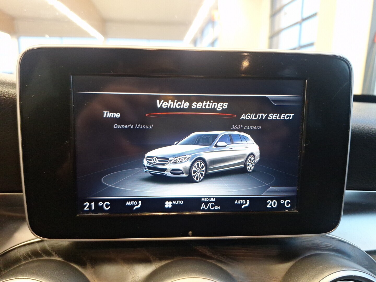 MERCEDES-BENZ C 2015