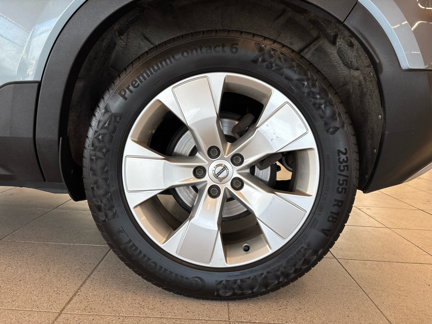 VOLVO XC40 2019