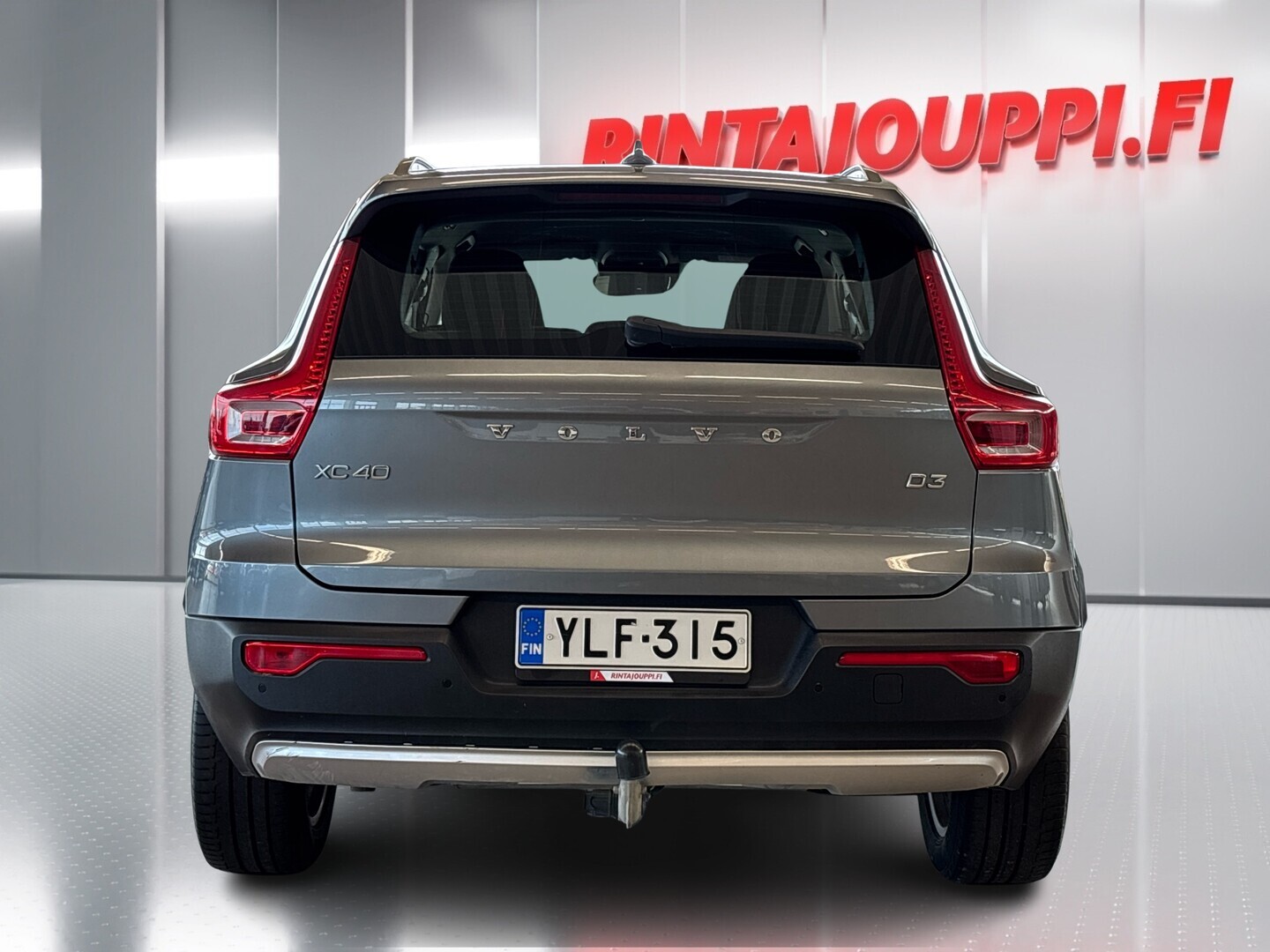 VOLVO XC40 2019
