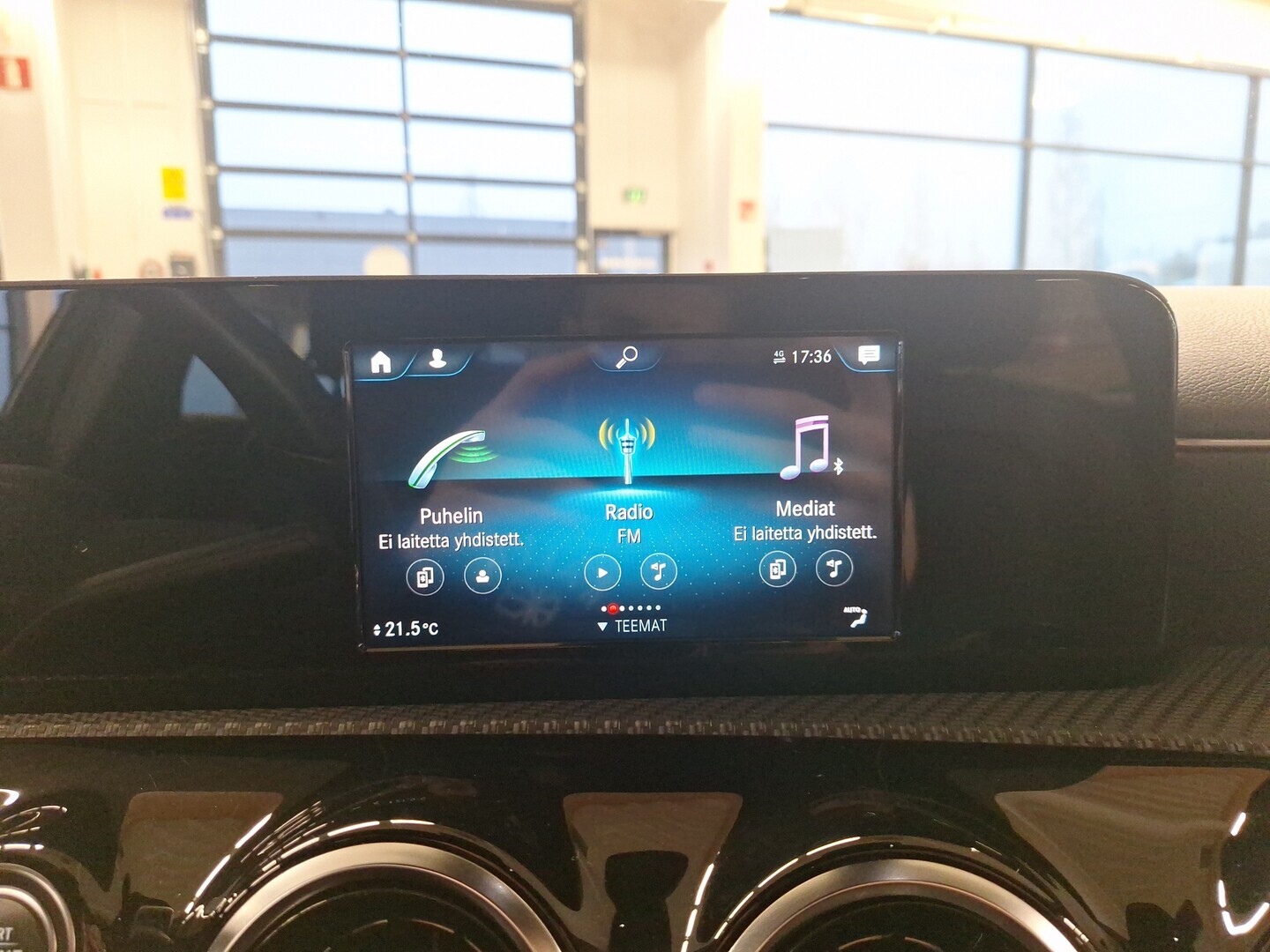 MERCEDES-BENZ A 2020