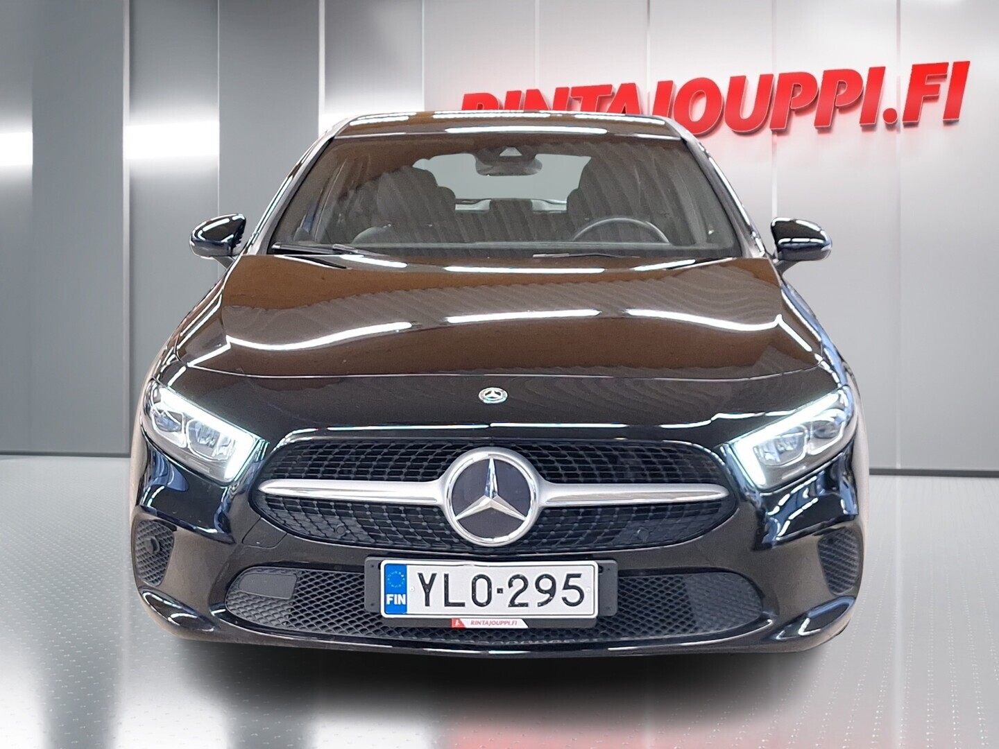 MERCEDES-BENZ A 2020