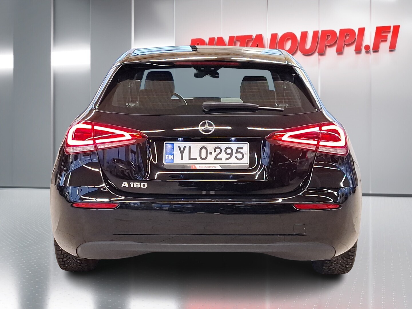 MERCEDES-BENZ A 2020