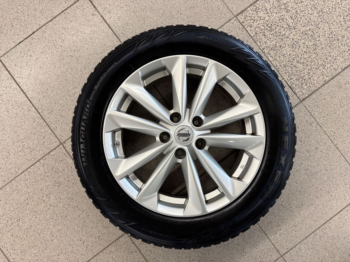 NISSAN Qashqai 2015