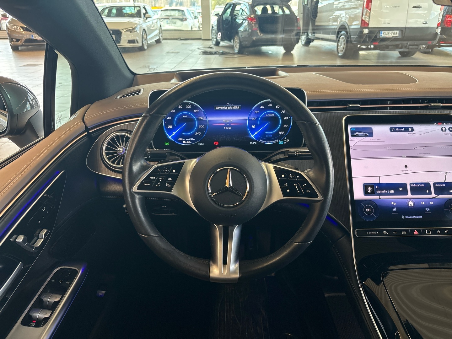 MERCEDES-BENZ EQE 2024