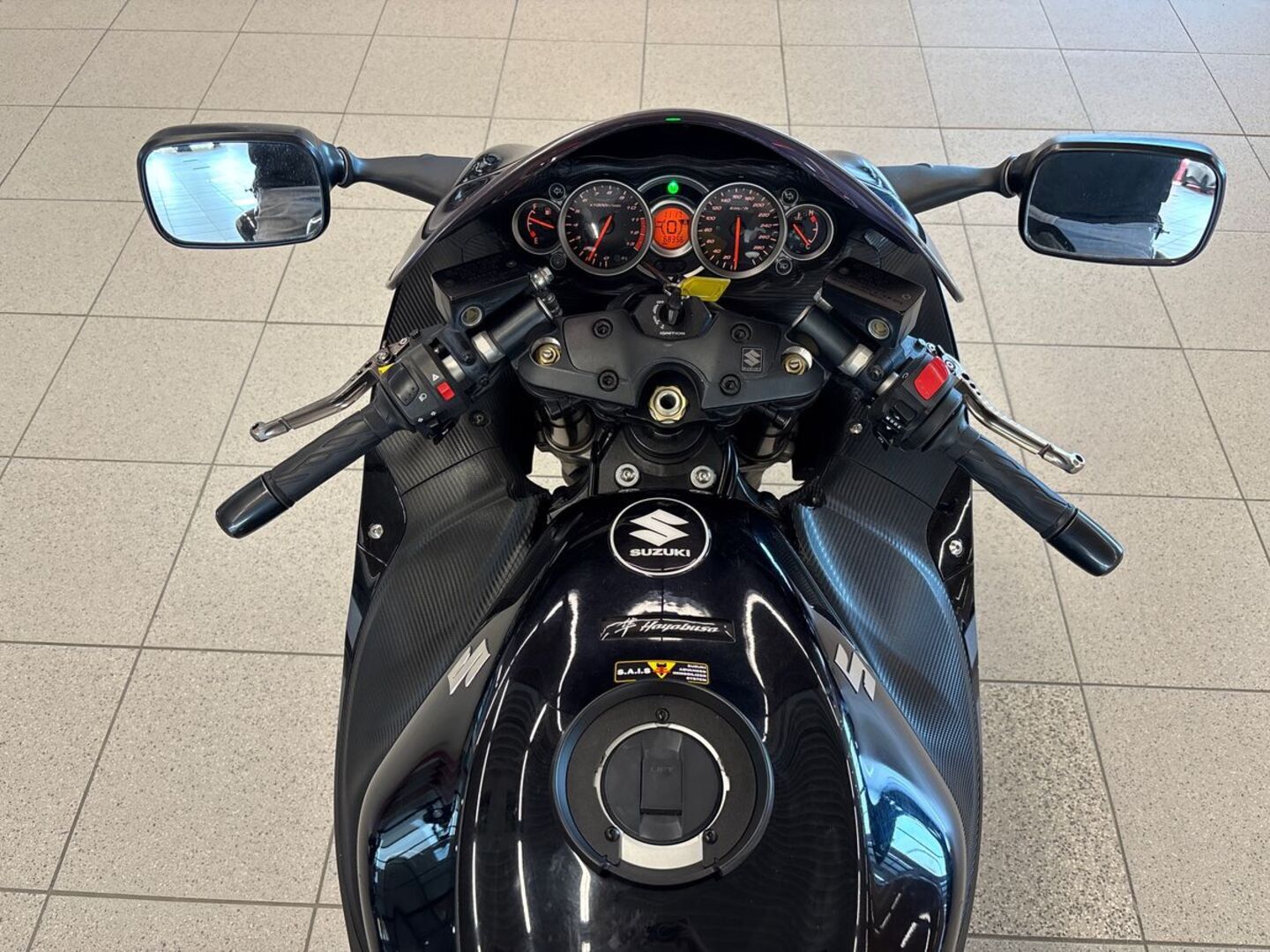 SUZUKI GSX 2010