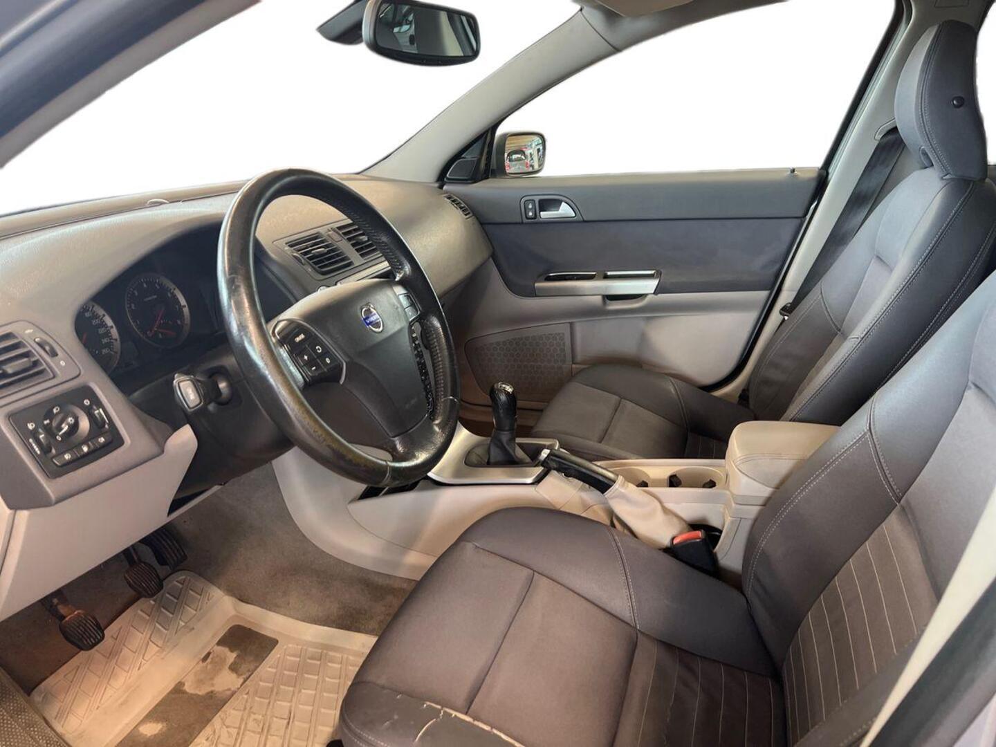 VOLVO S40 2004