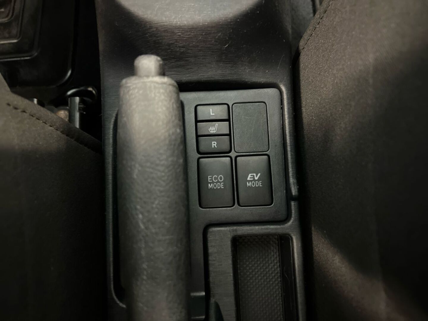 TOYOTA Yaris 2013