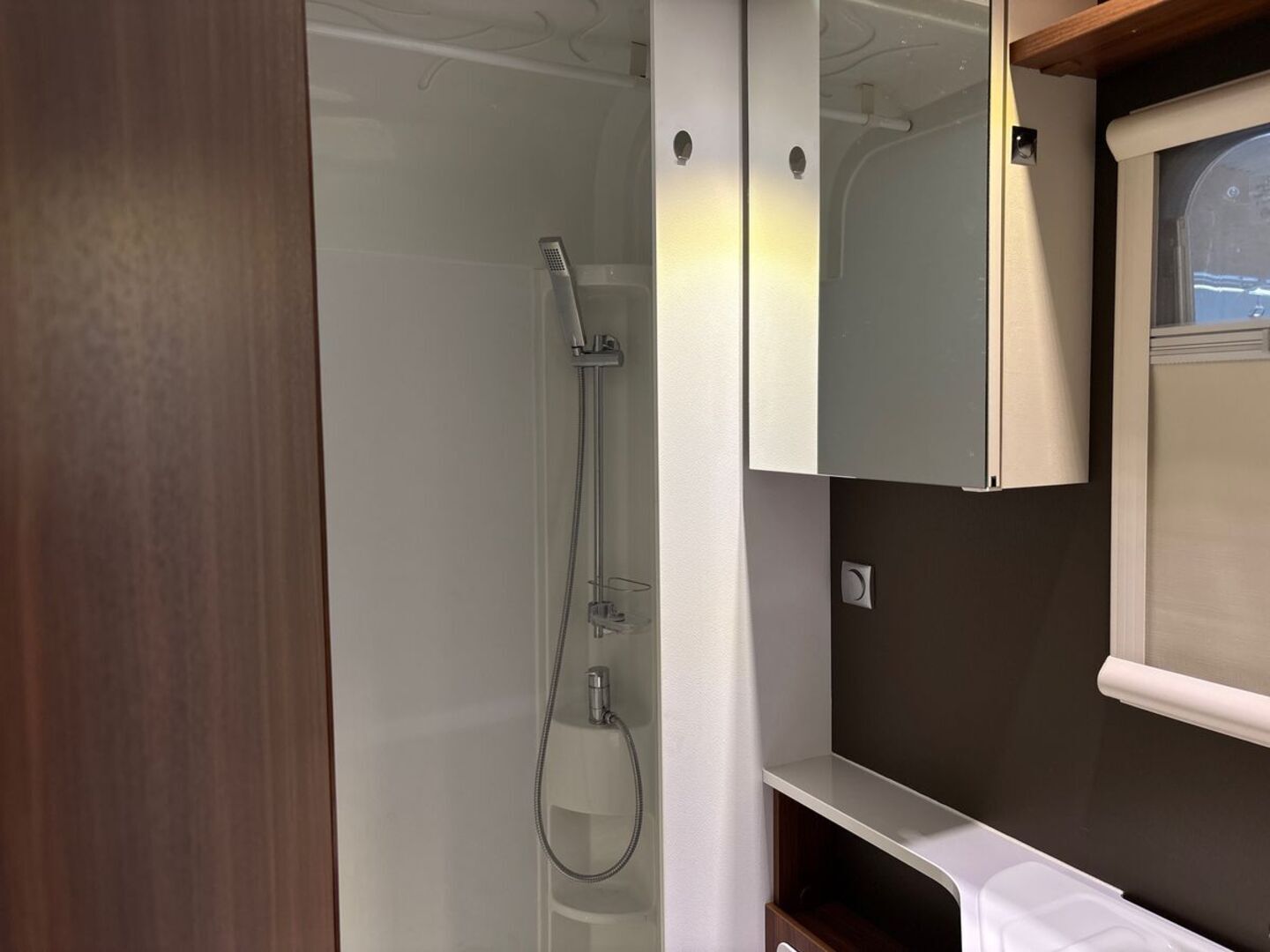 ADRIA MATRIX M 650 SF 2015