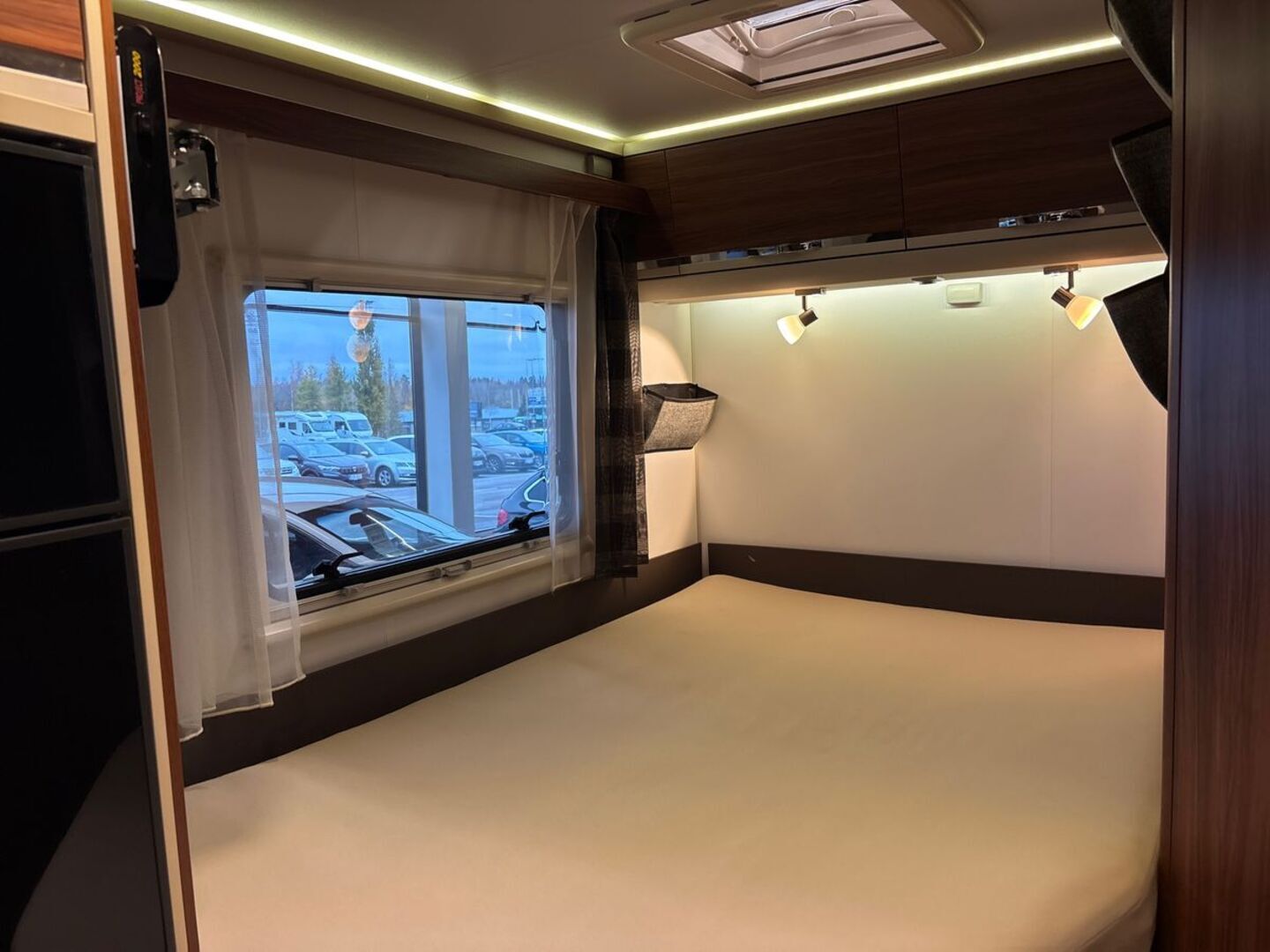ADRIA MATRIX M 650 SF 2015