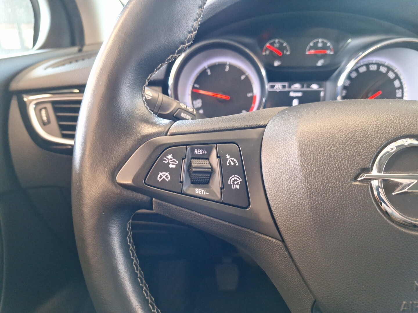 OPEL Astra 2016