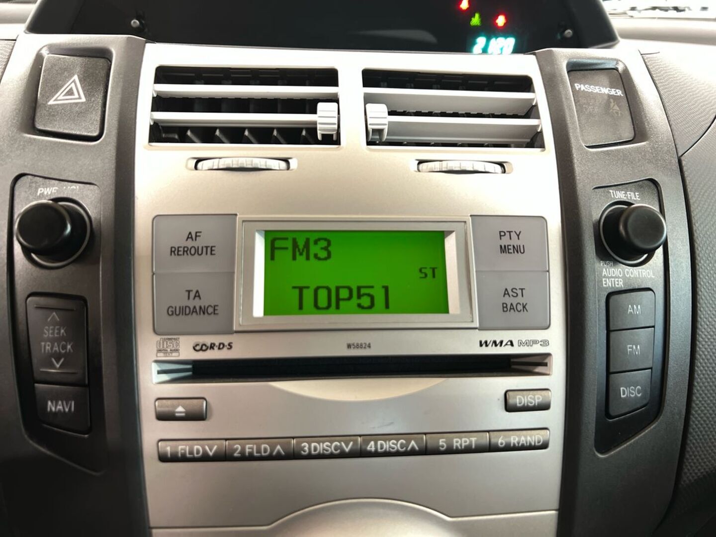 TOYOTA Yaris 2008