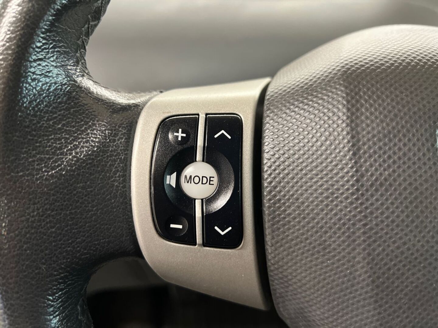 TOYOTA Yaris 2008