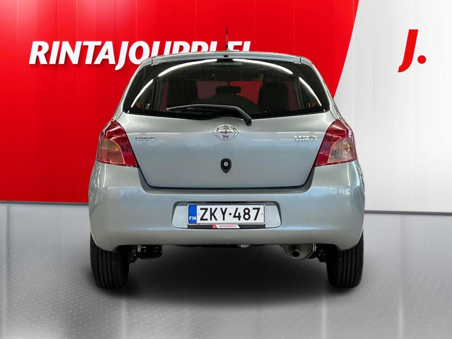 TOYOTA Yaris 2008