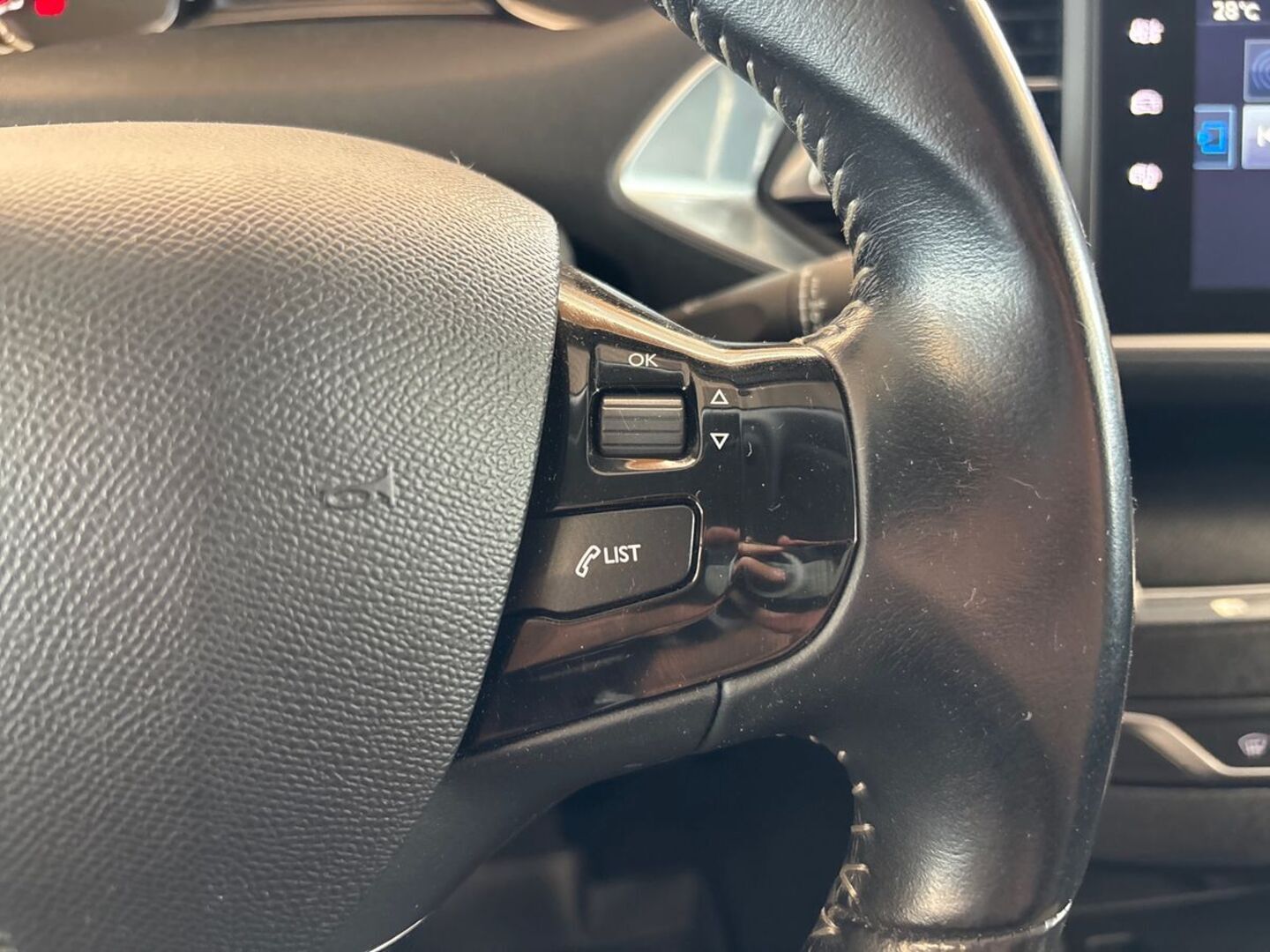 PEUGEOT 308 2017