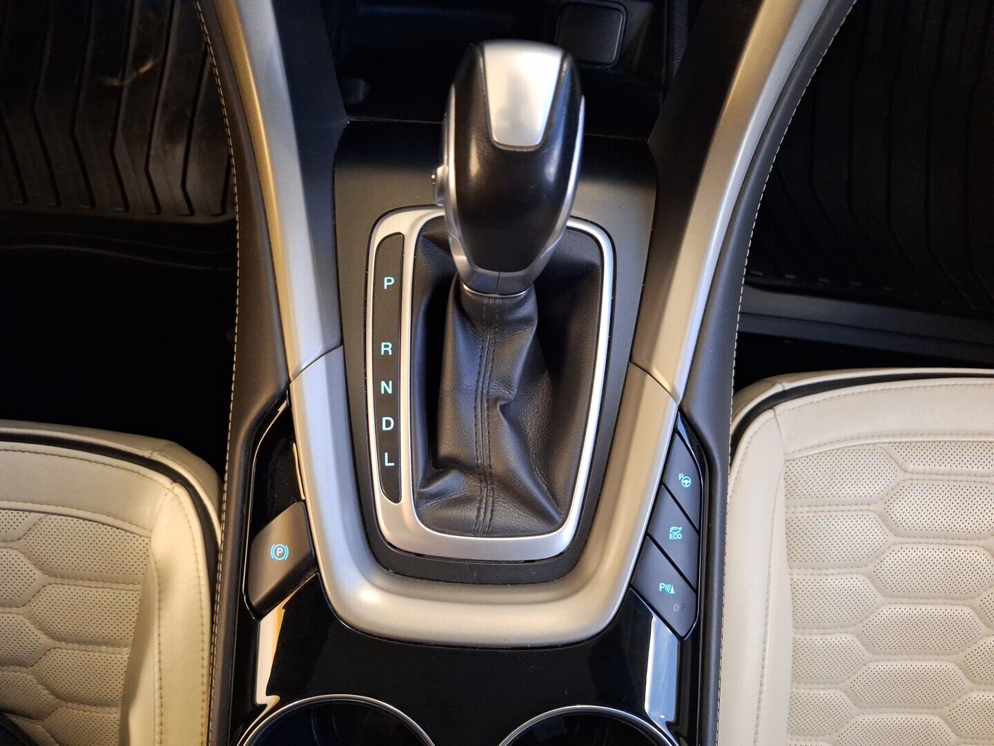 FORD Mondeo Vignale 2018