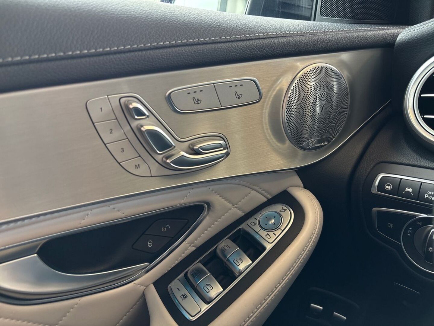 MERCEDES-BENZ GLC 2017