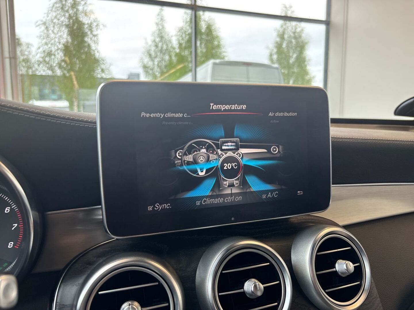 MERCEDES-BENZ GLC 2017