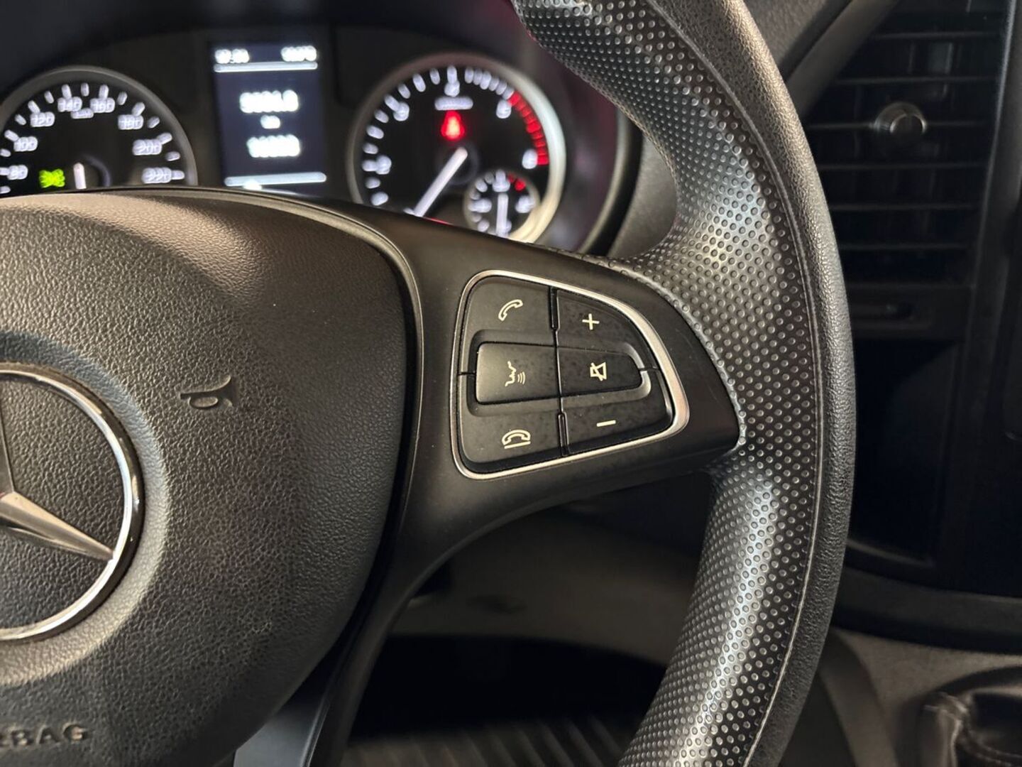 MERCEDES-BENZ Vito 2021